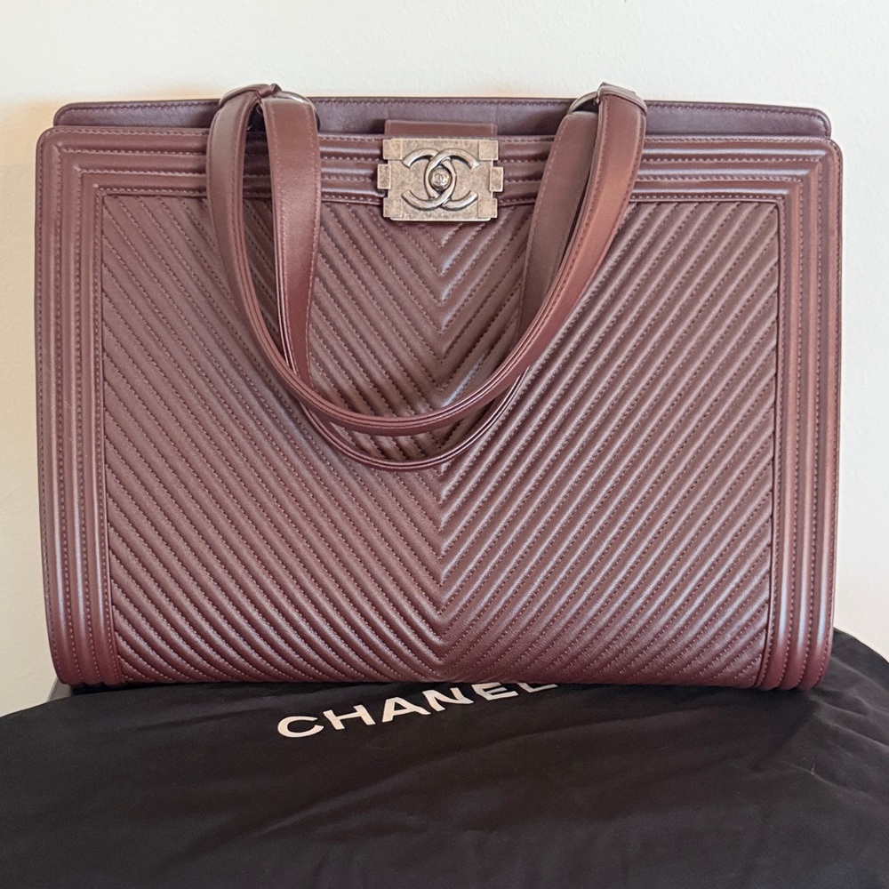 CHANEL Burgundy Large Chevron Tote